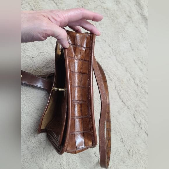 Vintage Dooney & Burke Bayou Collection Croc-Embossed Leather Crossbody Bag - Picture 9 of 14